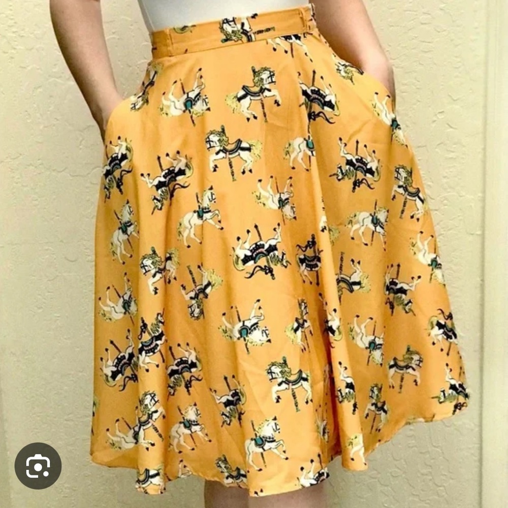 ModCloth Sunny Carousel Skater Skirt